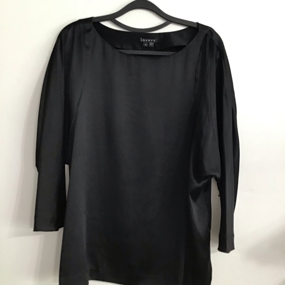 Theory black 92% silk quarter bat sleeves tunic top